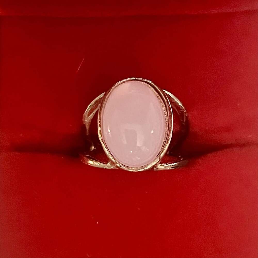 Vintage Rose Quartz Cabochon Gold Tone Cocktail Ring Size 6